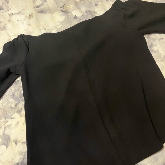 Babaton Rodrigo Blouse - Picture 5 of 10